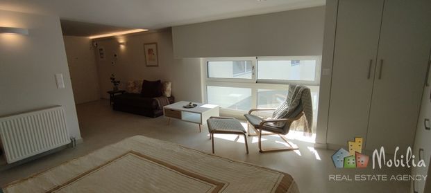 Studio for rent - Photo 1