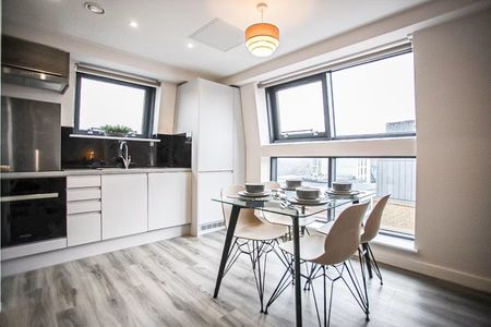 2 bedroom apartment - Photo 5