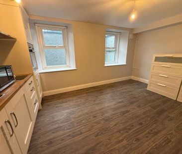 18 Northland Row, Dungannon, BT71 6AP - Photo 5