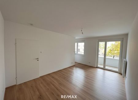 Zur Miete: Gepflegte 2-Zimmer-Wohnung mit Loggia in der Innenstadt - Photo 2