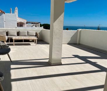 Duplex Penthouse in Estepona - Photo 2