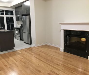 For Lease - 126 Alvin Pegg Drive, East Gwillimbury, Ontario - Photo 3