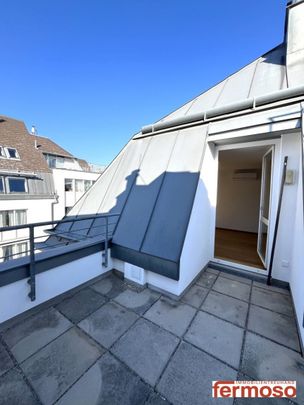 Erstbezug nach Sanierung - tolle 4-Zimmer Wohnung mit Dachterrasse - Photo 1