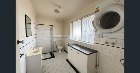 Open the Door to Cityside Sophistication - Photo 2