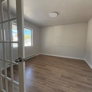 4 1/2 dans le vieux Terrebonne, disponible dès maintenant - Photo 2