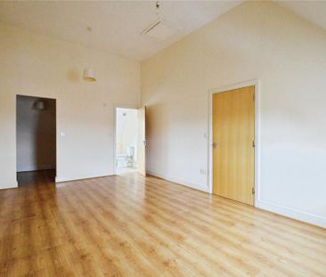 4 bedroom terraced house to rent - Photo 1