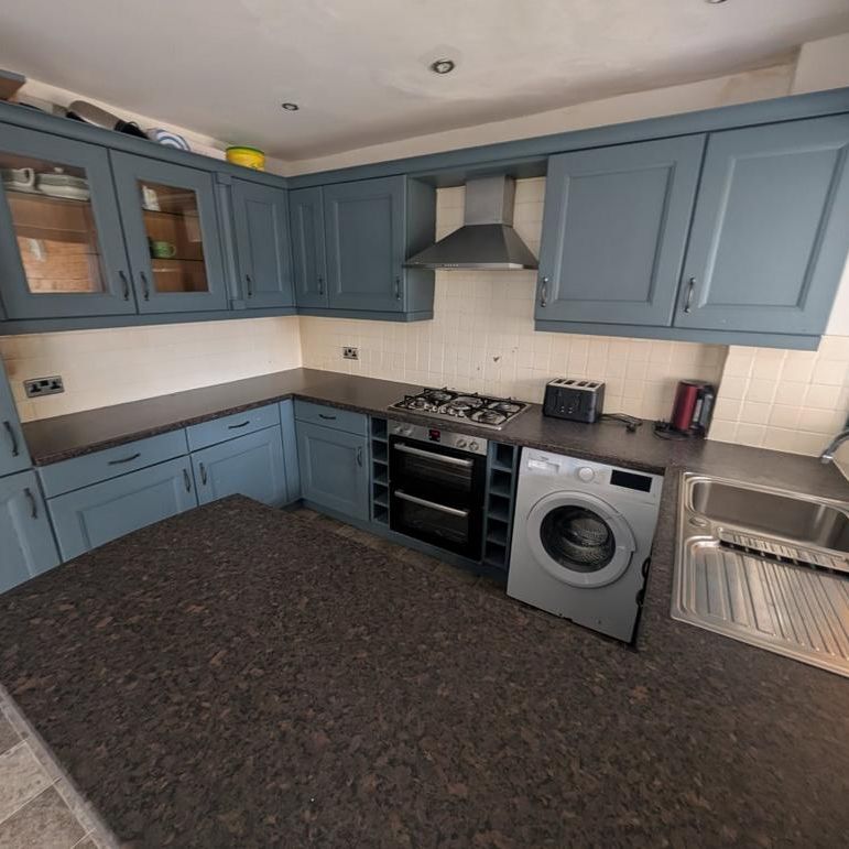 2 bedroom semi-detached house to rent - Photo 1