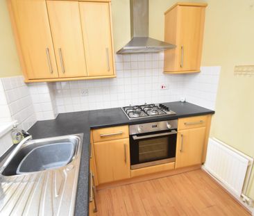 2 bed house to rent in Clos Creyr, Meadow Farm, CF38 - Photo 2