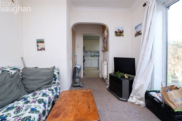 4 bedroom terraced house to rent - Photo 1