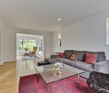 5 bedroom detached house to rent - Photo 1