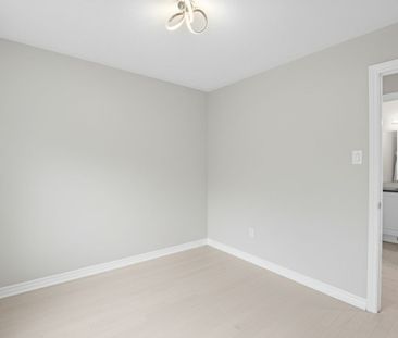 For Lease - 1082 Chapman Mills Drive, Barrhaven, Ontario - Photo 2