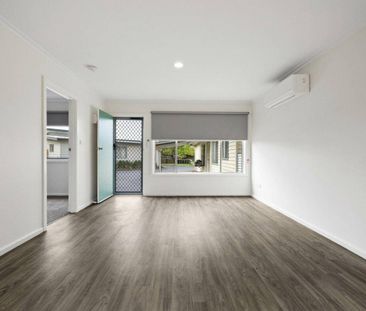 SPACIOUS ONE BEDROOM UNIT - Photo 1