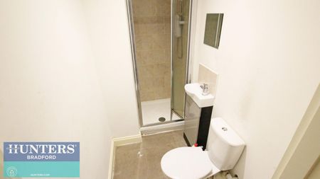 1 bedroom Flat To Let - Photo 5