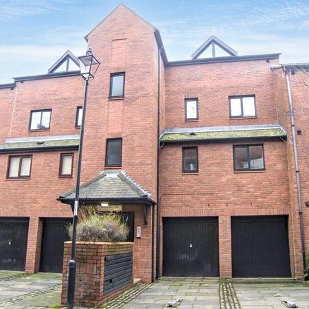 2 bed apartment to rent in NE1 - Photo 2