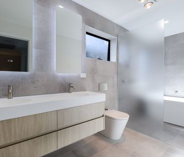 Spacious 3 bedroom townhouse - Photo 6