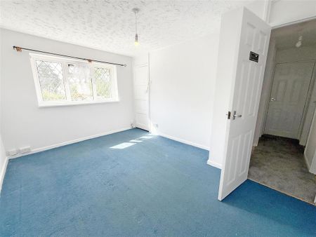 3 bedroom end of terrace house to rent - Photo 5