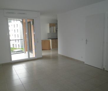 Location Appartement 2 pièces 62m² CHAMBERY 73000 - Photo 2