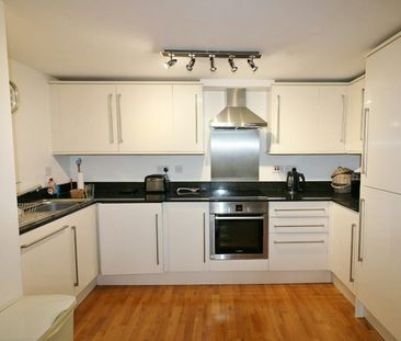 Flat to rent on - Photo 5