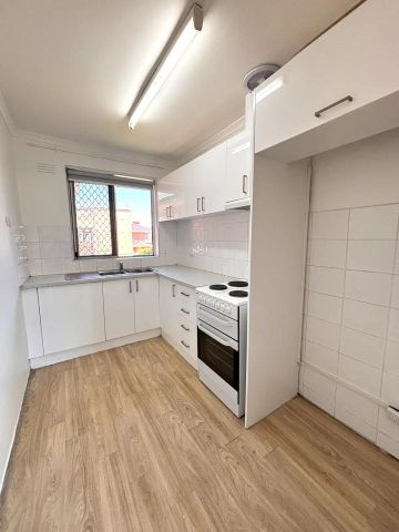 “AVAILABLE NOW BY APPOINTMENT - PLEASE CALL 9300 9000” - Photo 4