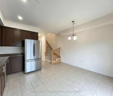 For Lease - 56 Bloom Crescent, Hamilton, Ontario - Photo 3