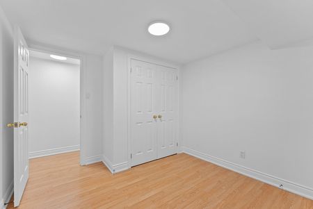 For Lease - 502 Westmount Avenue Unit# LOWER, Toronto, Ontario - Photo 2
