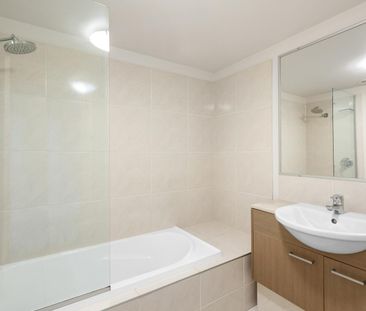 Stylish, Secure Living in the Heart of Buderim - Photo 6