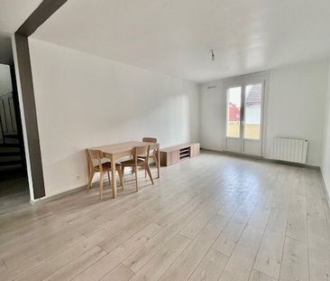 Location Appartement 4 pièces 92m² TROYES 10000 - Photo 2