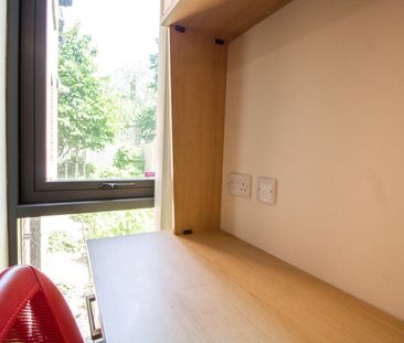 Apt 7, Lofthouse Residence - Photo 3