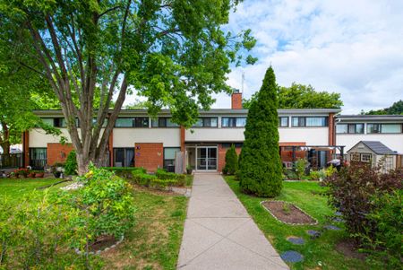 2055 - 2057 Barsuda Drive - Photo 4
