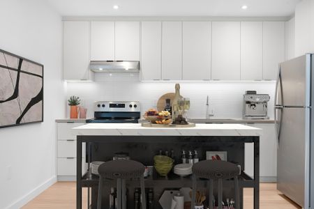 For Lease - 10 Summit Avenue Unit# 1, Toronto, Ontario - Photo 3