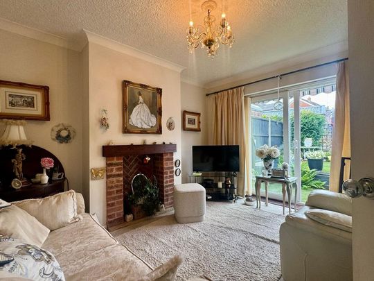 2 bedroom semi-detached bungalow to rent - Photo 1