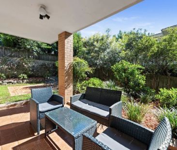 Bright ground floor garden apartment - Photo 4