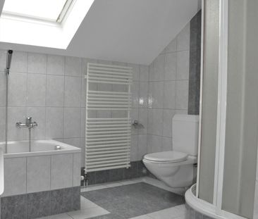 grosszügige 4 Zimmer-Dachwohnung mit Balkon... - Foto 4