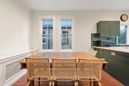 4 bedroom maisonette to rent - Photo 3