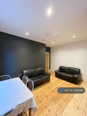 3 bedroom maisonette to rent - Photo 1