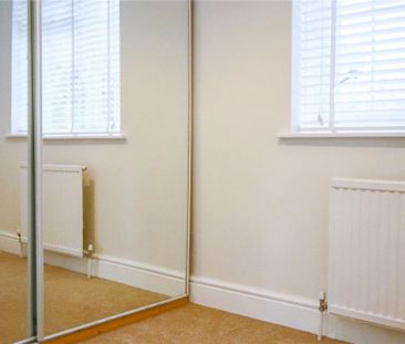 3 bedroom end of terrace house to rent - Photo 6