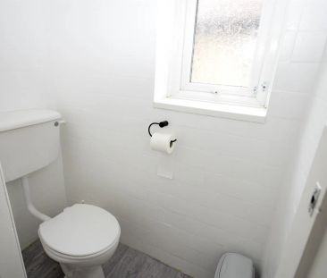 2 bed semi-detached house to rent in Beechwood Avenue, Low Fell, NE9 - Photo 3