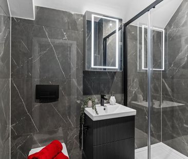 Headgate, Colchester - Photo 1