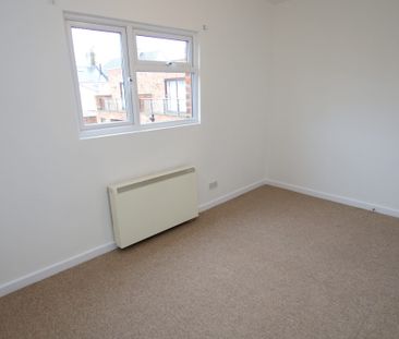 61 Hewlett Road, Cheltenham GL526AD - Photo 3