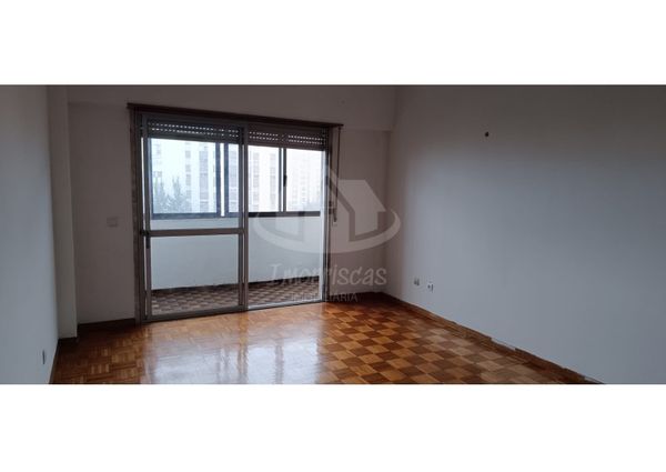 Apartamento T3 em Lisboa