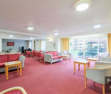 Beehive Lane, Ilford - Photo 3