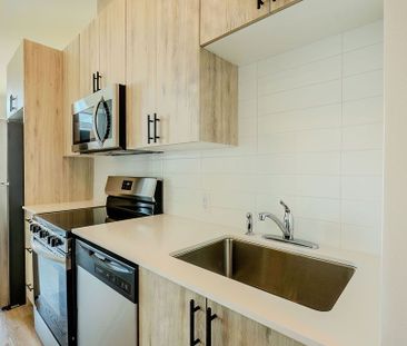 For Lease - 2475 Old Bronte Road Unit# 801, Oakville, Ontario - Photo 6