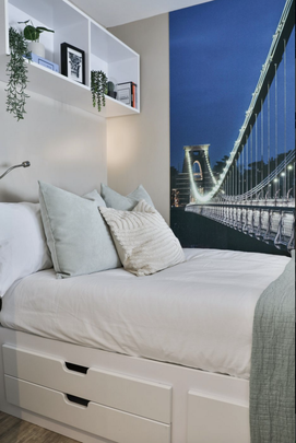 1 bedroom in a flat share to rent - Photo 1