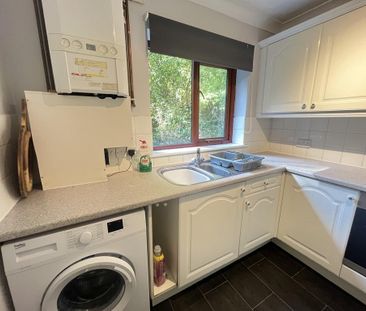 1 bedroom semi-detached house to rent - Photo 5