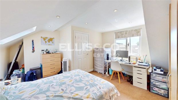 Little Ealing Lane, W5, London - Photo 1