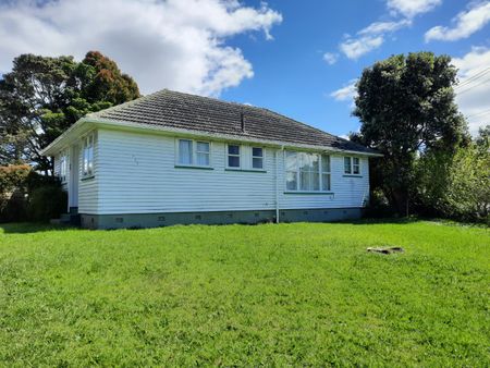 Family Home with Huge Yard & Convenient Location - Photo 3