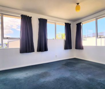 Sunny 2-Bedroom Home in Waltham – Comfort and Convenience Await! - Photo 5