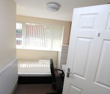 4 Bed - Dysart Close ? 4 Bedroom 4 Bathroom Student Home, Fully Fur... - Photo 6