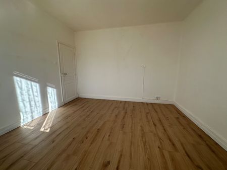 Appartement 5 pièces à - Photo 4