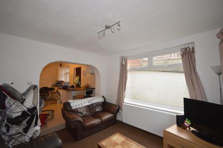 Bournemouth Osborne Road Winton, BH9, Dorset - Photo 2